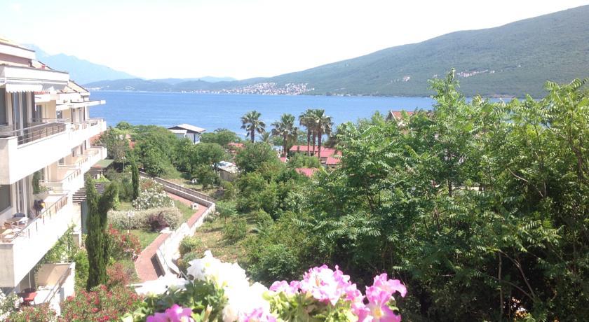 Villa Alla Bed And Breakfast Herceg Novi Kamer foto