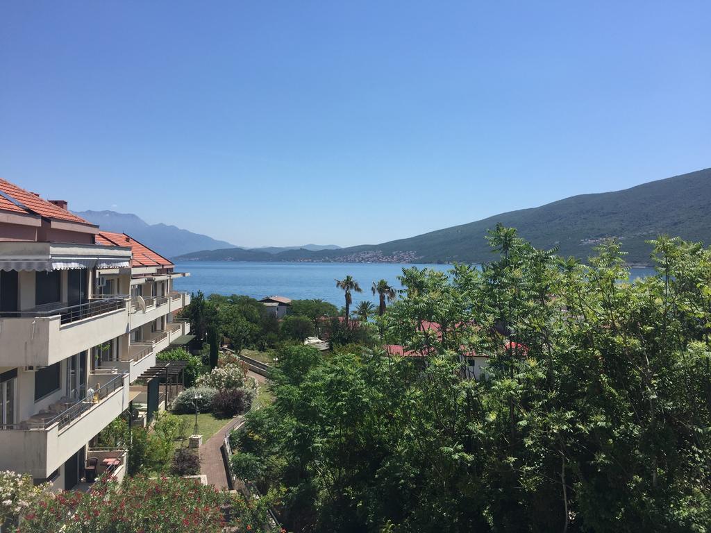 Villa Alla Bed And Breakfast Herceg Novi Buitenkant foto