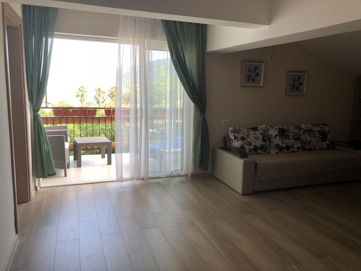 Villa Alla Bed And Breakfast Herceg Novi Buitenkant foto